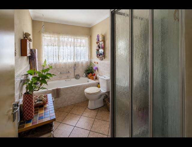 2 BEDROOM TOWNHOUSE FOR SALE IN ELANDSPARK
